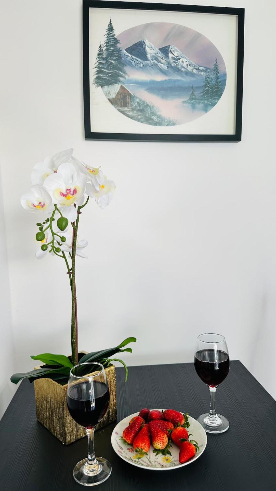Cosy And Comfy Apartment London Ngoại thất bức ảnh