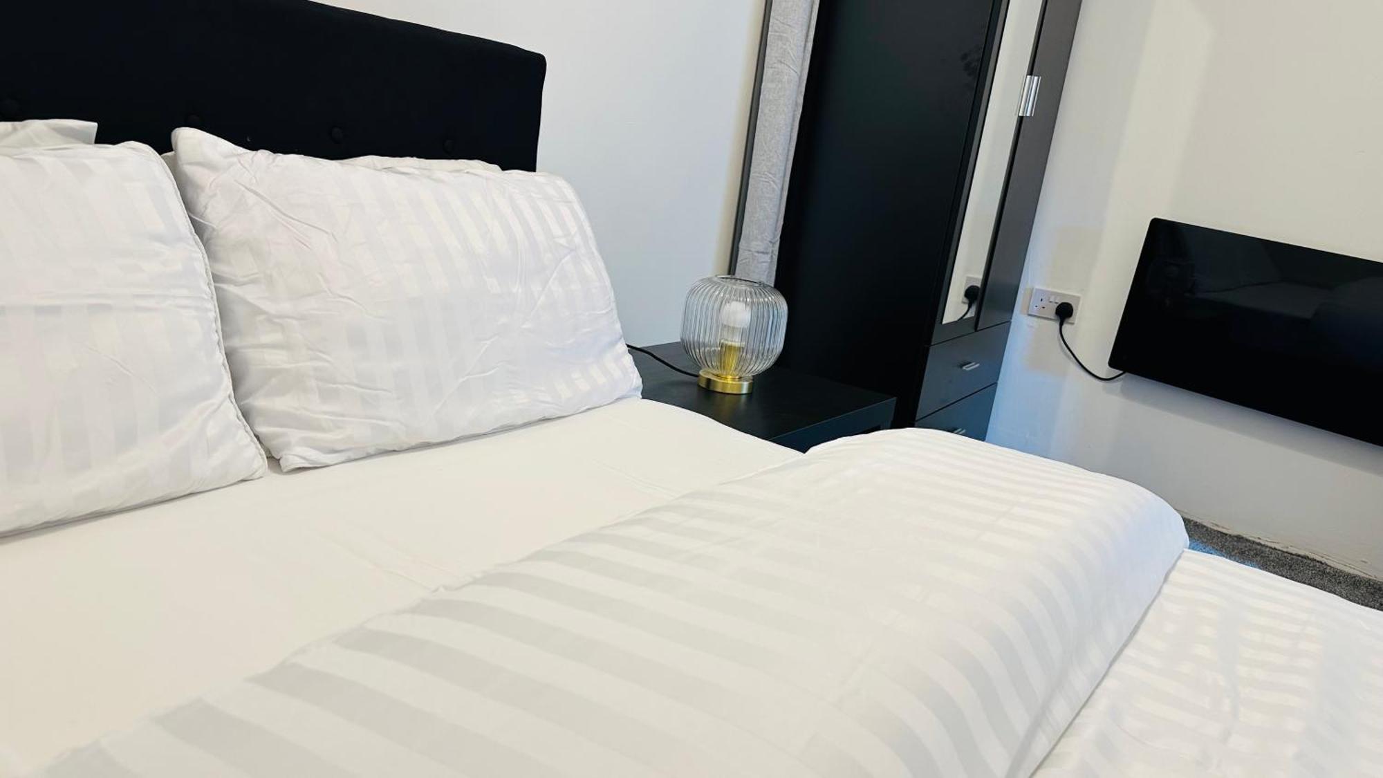 Cosy And Comfy Apartment London Ngoại thất bức ảnh
