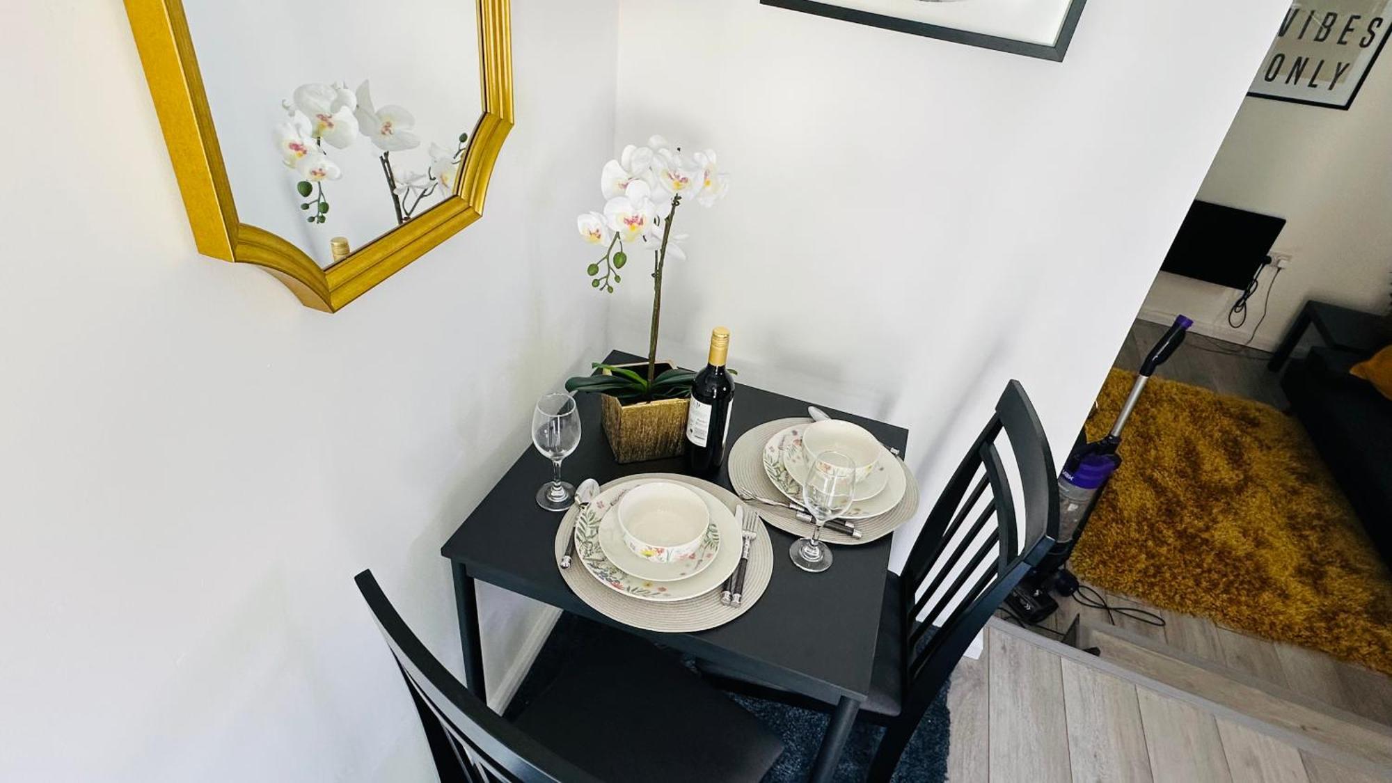 Cosy And Comfy Apartment London Ngoại thất bức ảnh